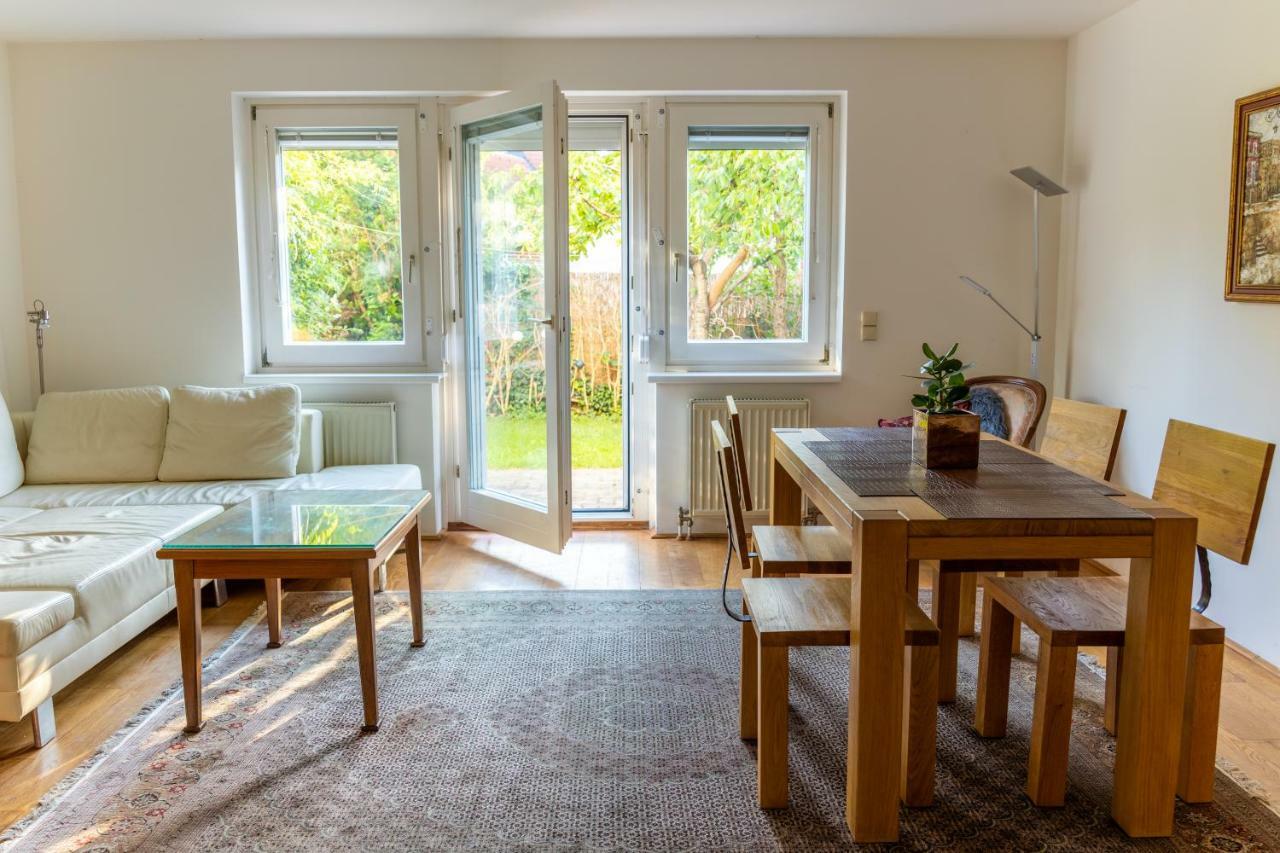 Town House Near Metro & Vienna City Center Luaran gambar
